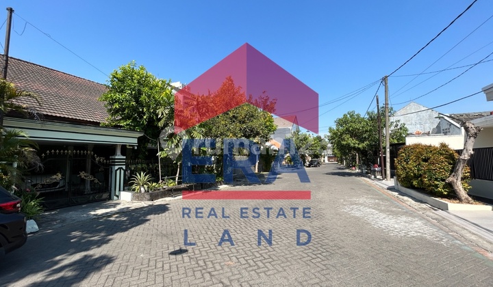 Rumah Bagus Lelang Unfurnished SHM Wiyung, Surabaya 2