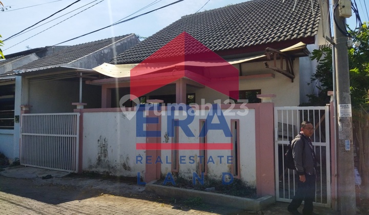 Rumah Lelang Bagus Unfurnished SHM Perumahan Mutiara Keluarga, Purworejo, Pasuruan Rumah Lelang Bagus Unfurnished SHM Perumahan Mutiara Keluarga, Purworejo, Pasuruan