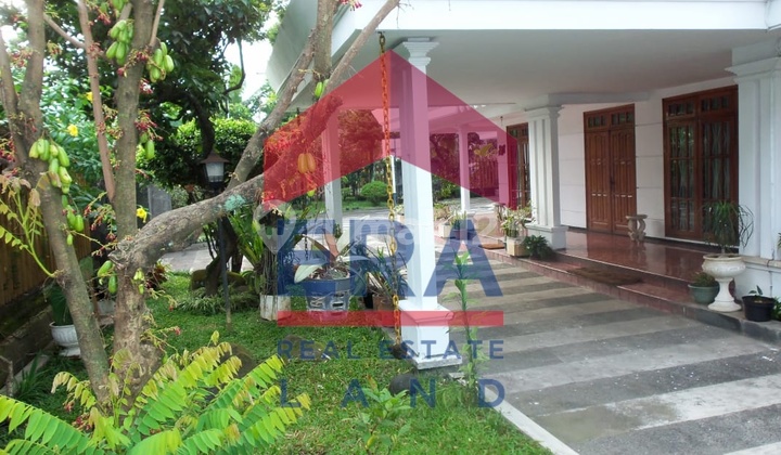 Nice House Unfurnished Freehold Certificate Klojen, Malang 2