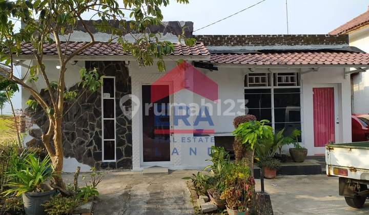 2 Units, 1 Floor, Freehold Title, in Magetan 2