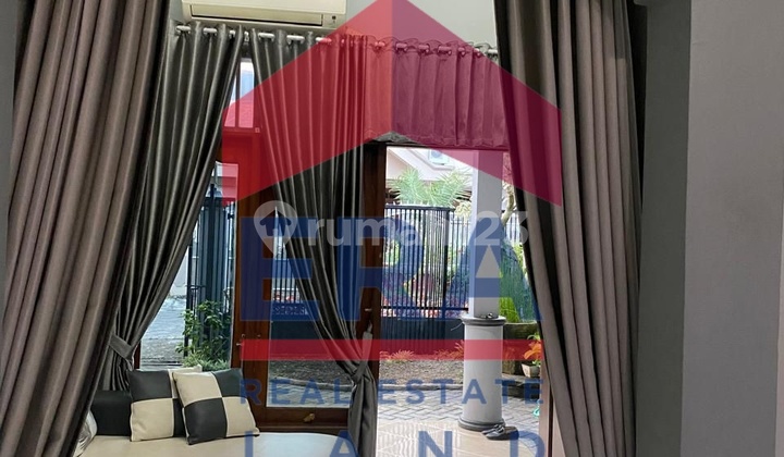 Rumah Bagus Unfurnished SHM Menganti, Gresik 2