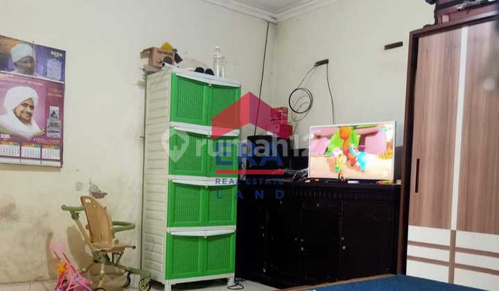 Nice House Unfurnished Freehold Title Klojen, Malang 2