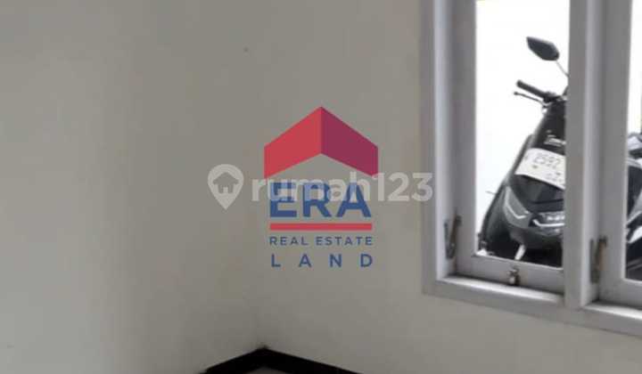 Rumah Bagus Unfurnished HGB Singosari, Malang 2