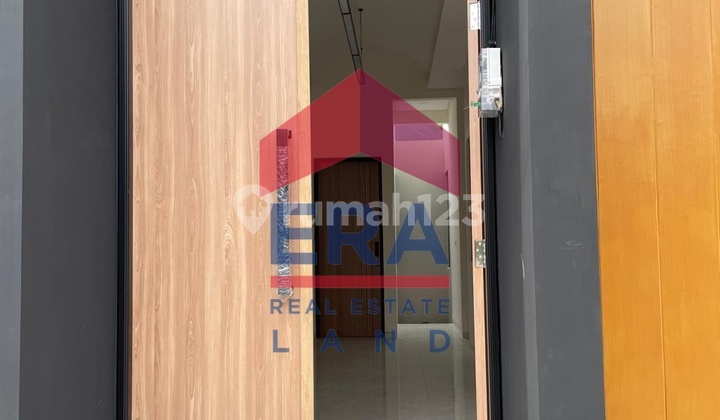 Rumah, 1 Lantai, SHM, di Tidar 2