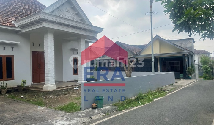 Rumah Bagus SHM KH Malik Dalam Buring, Malang