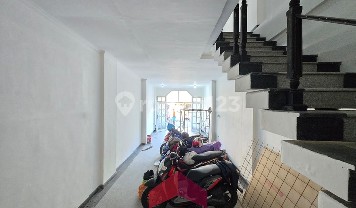 Ruko Bagus 182 m2 SHM Darmo permai, Surabaya Ruko Bagus 182 m2 SHM Darmo permai, Surabaya