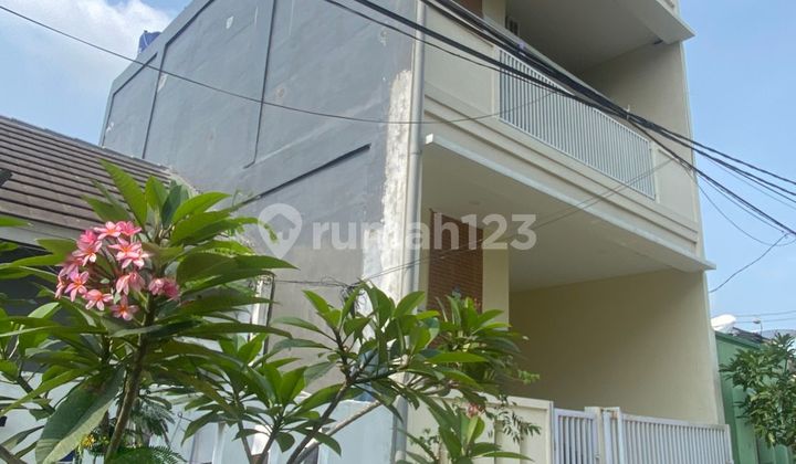 Rumah Murah Cluster Darmawangsa Residence Karang Satria Bekasi