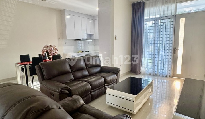 Disewakan Rumah Di Sukajadi  2