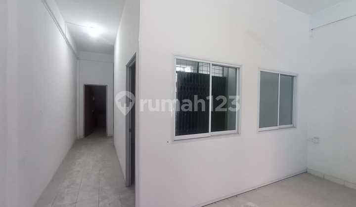 Di Jual Murah Ruko 3 Lantai