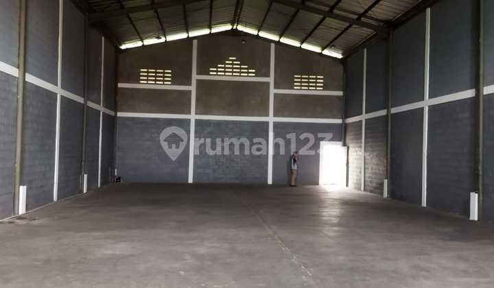 SMALL WAREHOUSE IN TAMAN TEKNO BSD 320 METERS READY TO USE