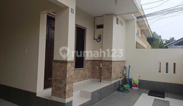 RUMAH BARU HOOK 2 ½ LANTAI DI DURI KEPA – MODERN & STRATEGIS, CARPORT 2 MOBIL RUMAH BARU HOOK 2 ½ LANTAI DI DURI KEPA – MODERN & STRATEGIS, CARPORT 2 MOBIL