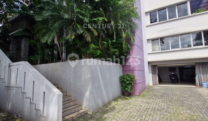 For Sale Business Property with Large Area in South Jakarta Gk17412