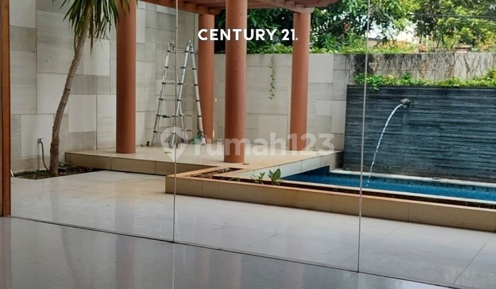 Rumah Mewah Posisi Hook Daerah Elite di Pondok Indah Fr 14704