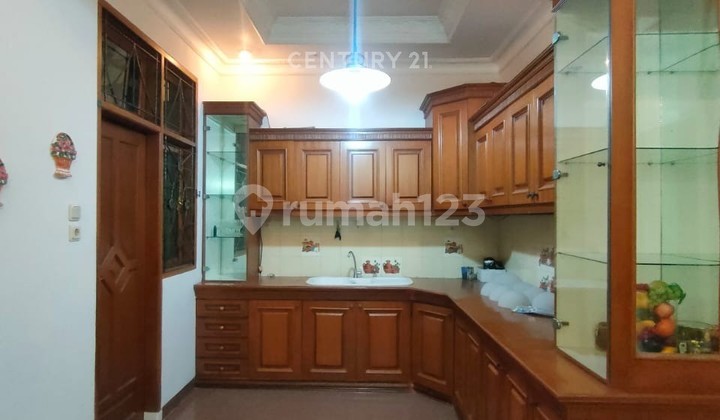 Beautiful Neat House in Pesanggrahan Jaksel Rn17533 2