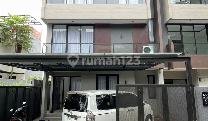 Rumah Modern Minimalis Jagakarsa