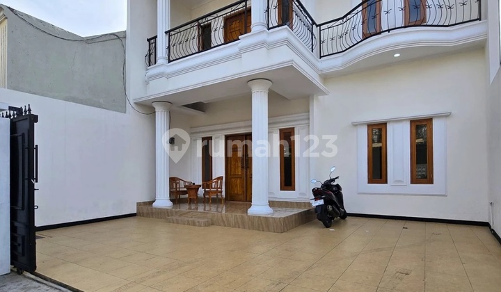 Dijual Rumah Non Cluster Modern Classic Di Jagakarsa Jakarta Selatan 