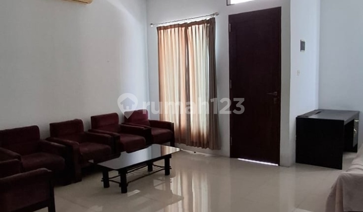 Rumah Jalan 2 Mobil Ful Furnished Murah 2