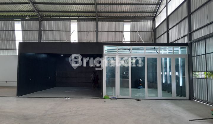 SHOWROOM MOBIL 13.094