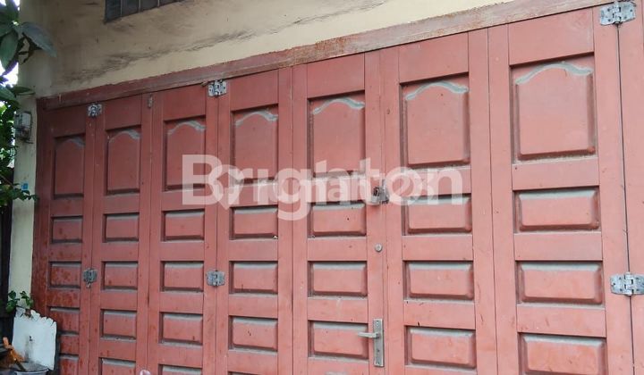 2 ROW OF ATTACHED SHOP HOUSES