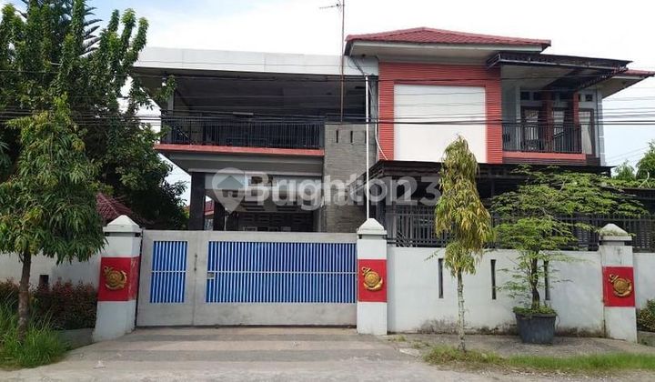 VILLA 2M USMAN SIDIK VILLA 2M USMAN SIDIK