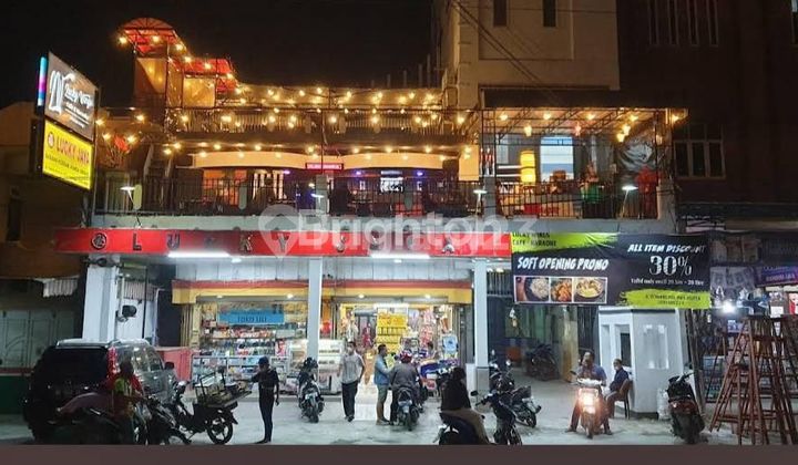 6 Attached Shophouses 2