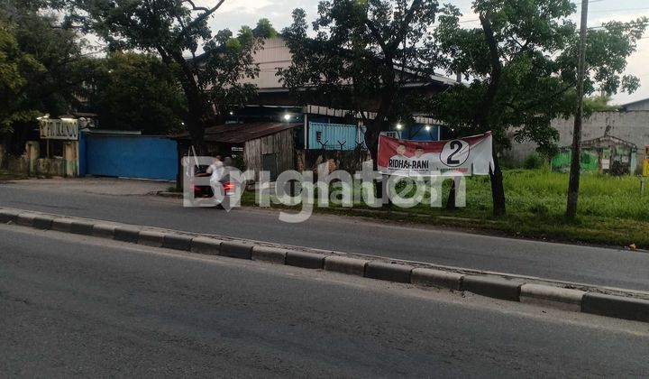 House and shop 350m2 2