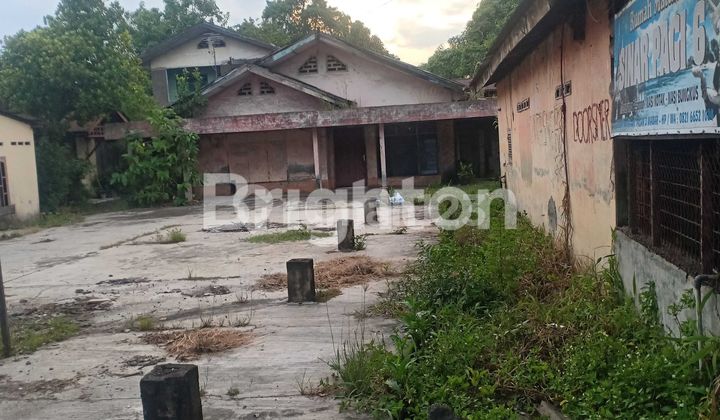 tanah 1800 m2 yos sudarso