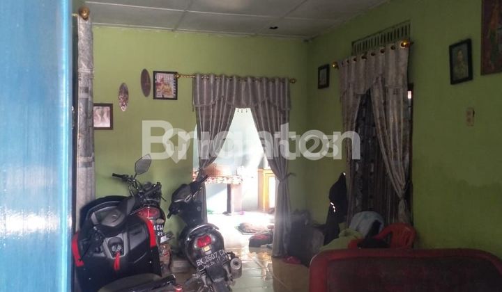 RUMAH PASAR 1 TENGAH 2