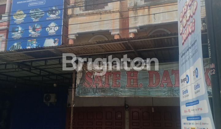 THREE-UNIT ATTACHED MARKET RUKO