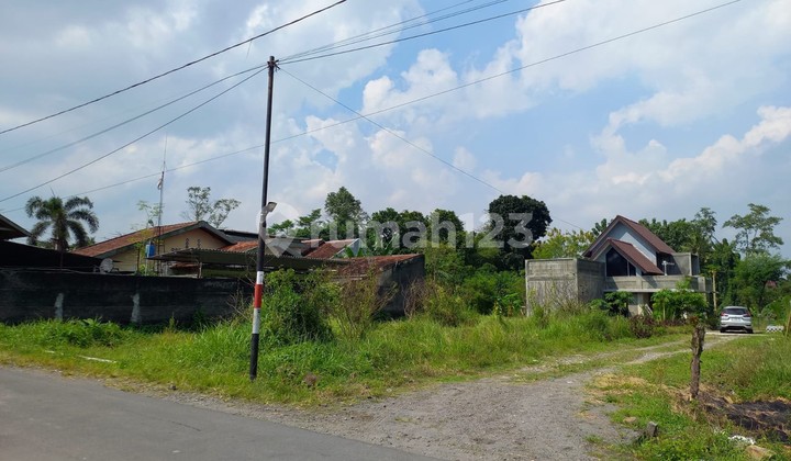 Tanah Luas 167 Meter Persegi Dekat Pasar Rejodani, Ngaglik Sleman Tanah Luas 167 Meter Persegi Dekat Pasar Rejodani, Ngaglik Sleman