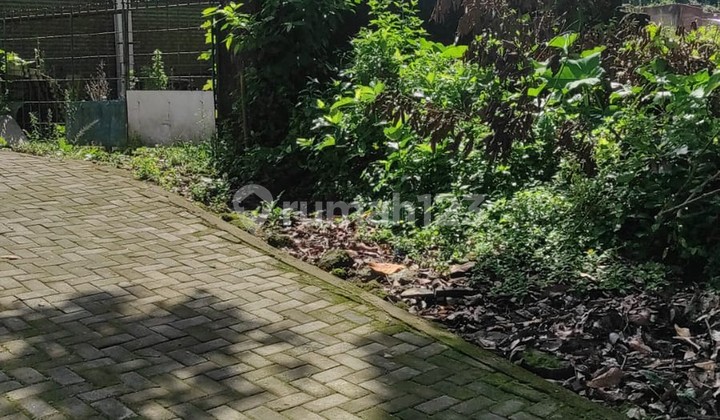 Tanah Luas 917 Meter Persegi Lokasi Startegis Dekat RS Grasia Pakem Sleman