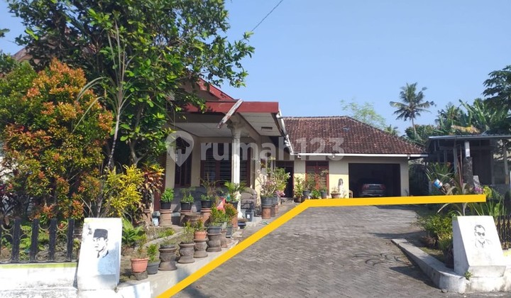 Tanah 200 Meter Persegi Cocok Untuk Rumah Tinggal Lokasi Dekat SCH Sleman.