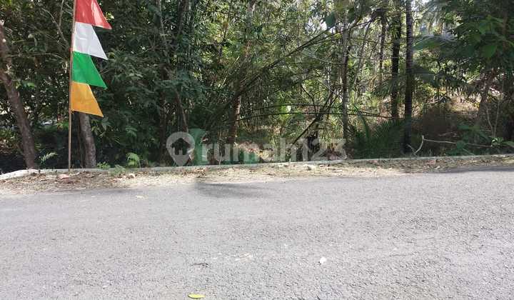 Dijual Tanah Luas 131 Meter Persegi Lokasi Startegis di Nanggulan Kulon Progo