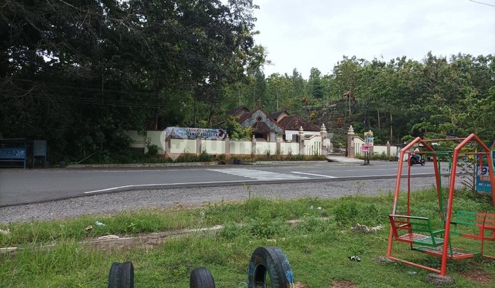 Dijual Tanah Luas 1175 Meter Persegi - Lokasi Strategis di Giri, Panggang, Gunung Kidul Dijual Tanah Luas 1175 Meter Persegi - Lokasi Strategis di Giri, Panggang, Gunung Kidul