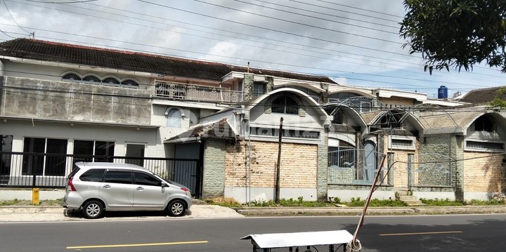 Spacious House Building Strategic Location in Baturetno Banguntapan Bantul 2