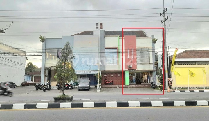 Disewakan Ruko 1 Lantai Lokasi Strategis di Metro Square - Mertoyudan, Magelang Disewakan Ruko 1 Lantai Lokasi Strategis di Metro Square - Mertoyudan, Magelang