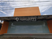 Ruang Usaha Lokasi Strategis di Jalan Raya Magelang - Semarang , Secang - Kota Magelang