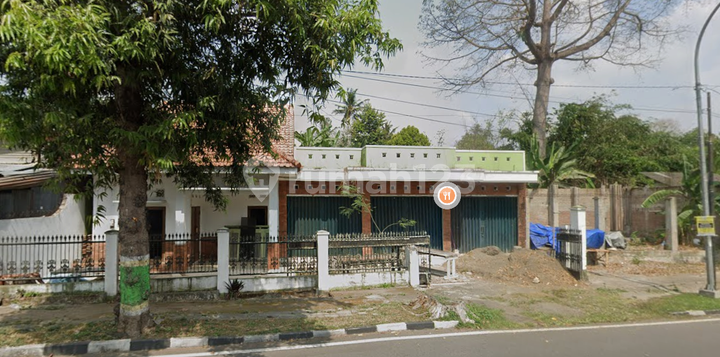 Tanah Bonus Rumah dan Ruang Usaha Lokasi Strategis Dekat Kantor Pemda Sleman