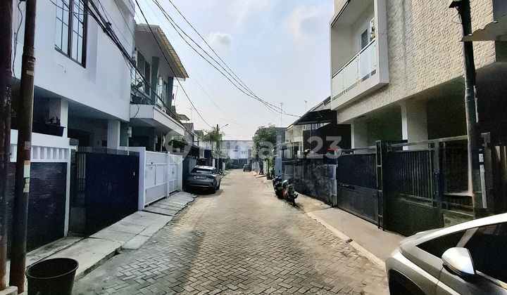 Dijual Rumah Taman Palem Lestari Paling Murah 2
