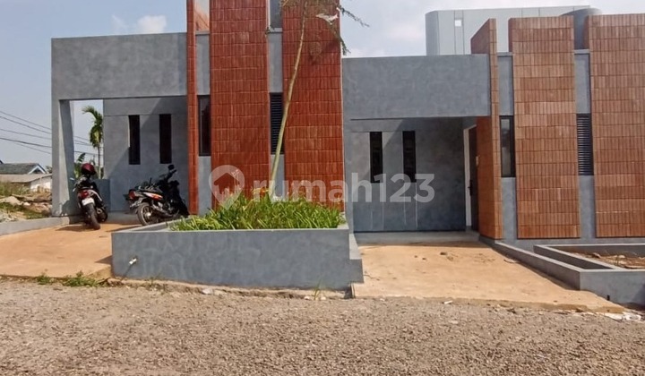 PERUMAHAN CINUNUK PRADA SEVEN CILEUNYI, 5 Menit ke UNPAD, ITB, RS AMC, TOL CILEUNYI hanya 300 meter ke Jalan Nasional Jl. Raya Cileunyi 2