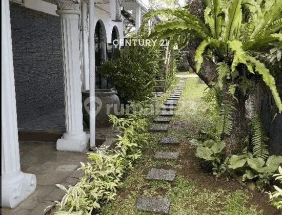 Rumah Klasik Dalam Komplek Elite Di Billymoon Pondok Kelapa 2