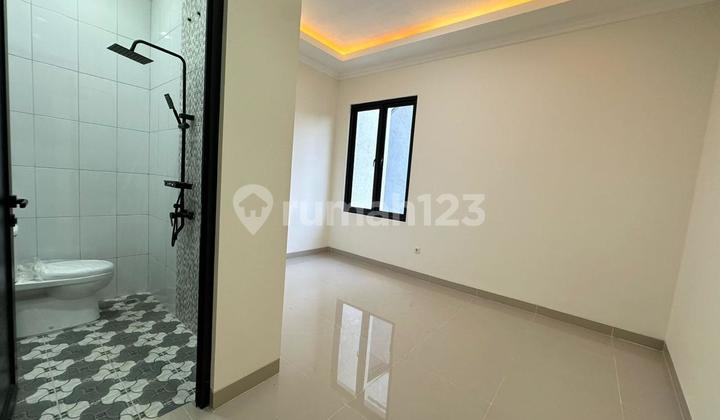 @Di Jual Cepat Rumah Baru Baru Nego Kebun Jeruk Strategis Jakarta Barat