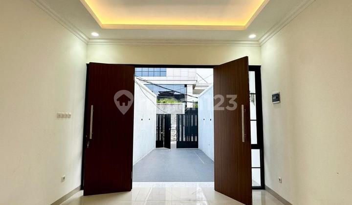 @Di Jual Cepat Rumah Baru Baru Nego Kebun Jeruk Strategis Jakarta Barat