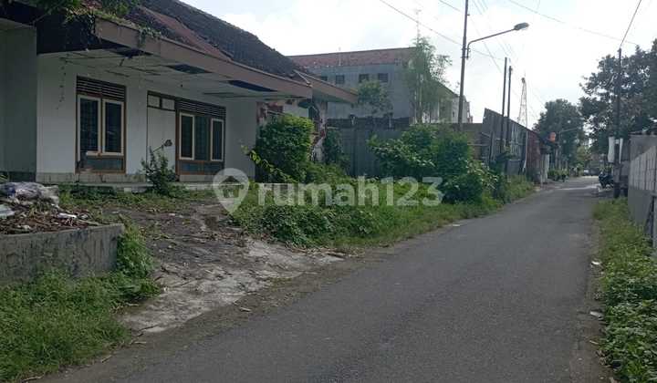 For Rent 495 Square Meters Land & Building in Yogyakarta City Tourist Area For Rent 495 Square Meters Land & Building in Yogyakarta City Tourist Area