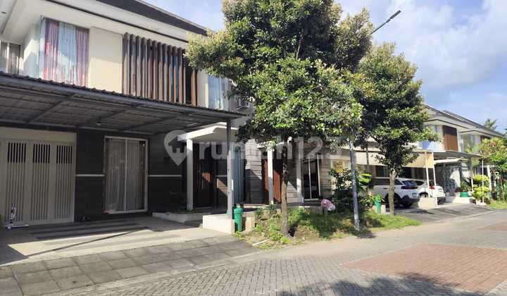 For Sale 2-Story Luxury House (Semi-Furnished) in Citra Sun Garden Housing Complex, Purwomartani, Kalasan, Sleman 2