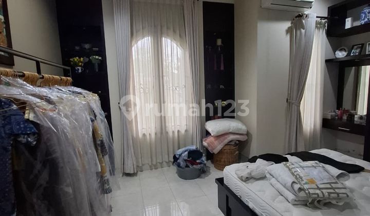 Luxury Furnished House in a Housing Estate on North Ring Road, Maguwoharjo, Depok, Sleman 2