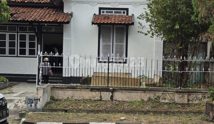 Strategic House in the Center of Yogyakarta City