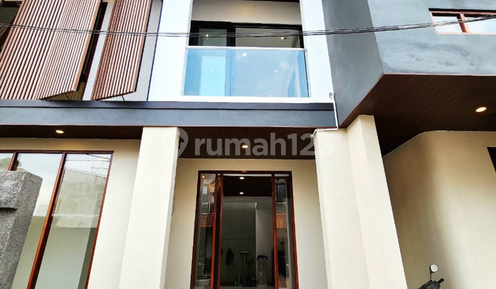 2-story house in a strategic housing location in Seturan Caturtunggal, Depok, Sleman 2