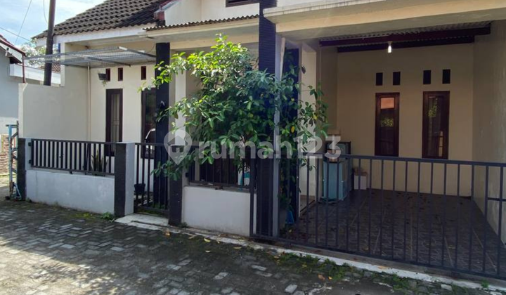 Rumah Modern Minimalis Dekat Kampus Umy Di Tamantirto Kasihan Bantul Yogyakarta