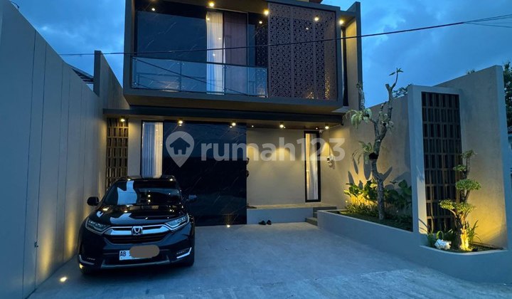 Luxury House Fully Furnished Ready to Occupy Near Candi Gebang and Minomartani in Wedomartani, Ngemplak, Sleman Luxury House Fully Furnished Ready to Occupy Near Candi Gebang and Minomartani in Wedomartani, Ngemplak, Sleman